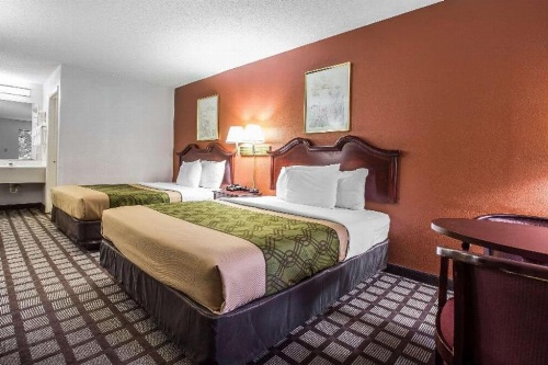 Econo Lodge South Garner image 10