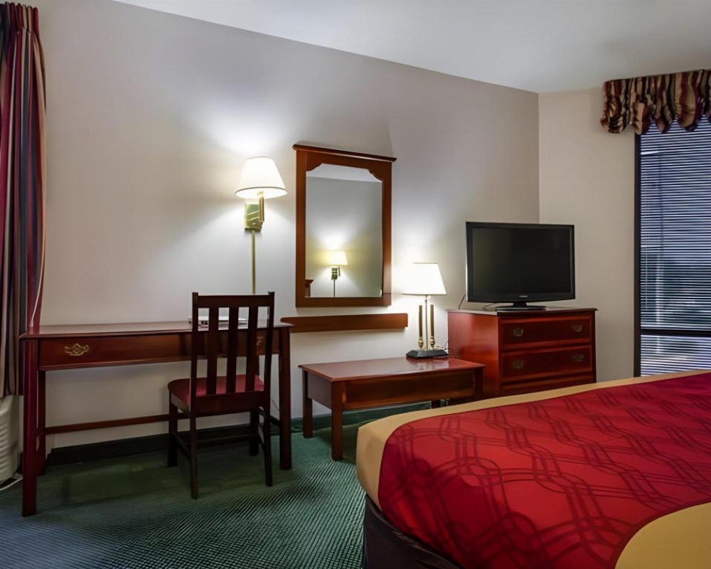Econo Lodge South Garner Image 24