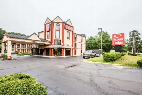 Econo Lodge South Garner image 33