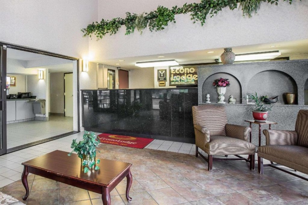 Econo Lodge South Garner Image 34