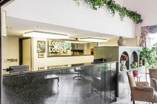 Econo Lodge South Garner image 35