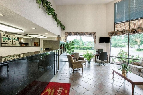 Econo Lodge South Garner image 37